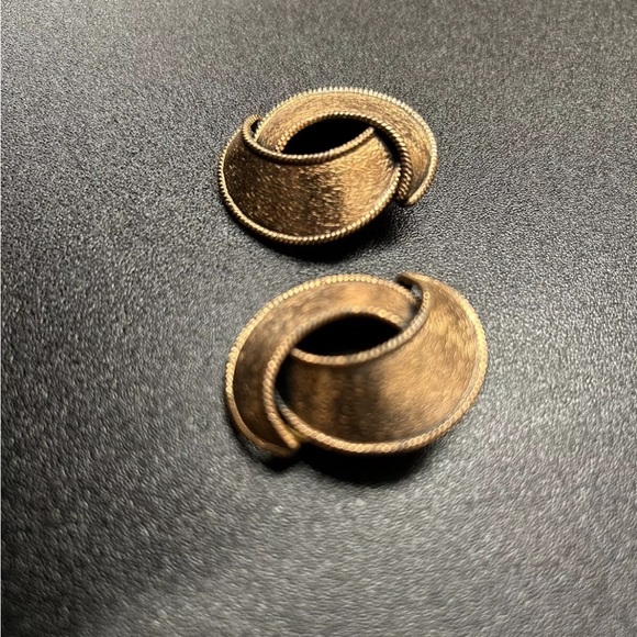 Vintage Copper Clip-On Earrings - Mid-Century - Swirled Abstract Design, Costume - Picture 4 of 7